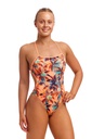 Badeanzug Funkita Ladies Twisted One Piece / Sand Storm