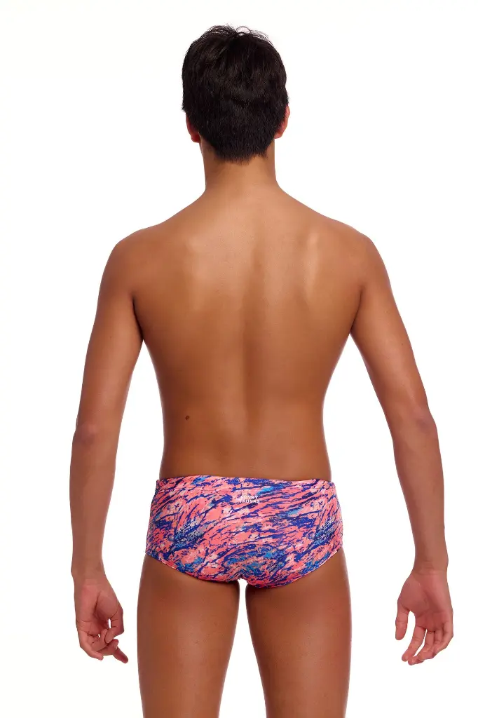 FTS015B_RUFF_STUFF_02.webp