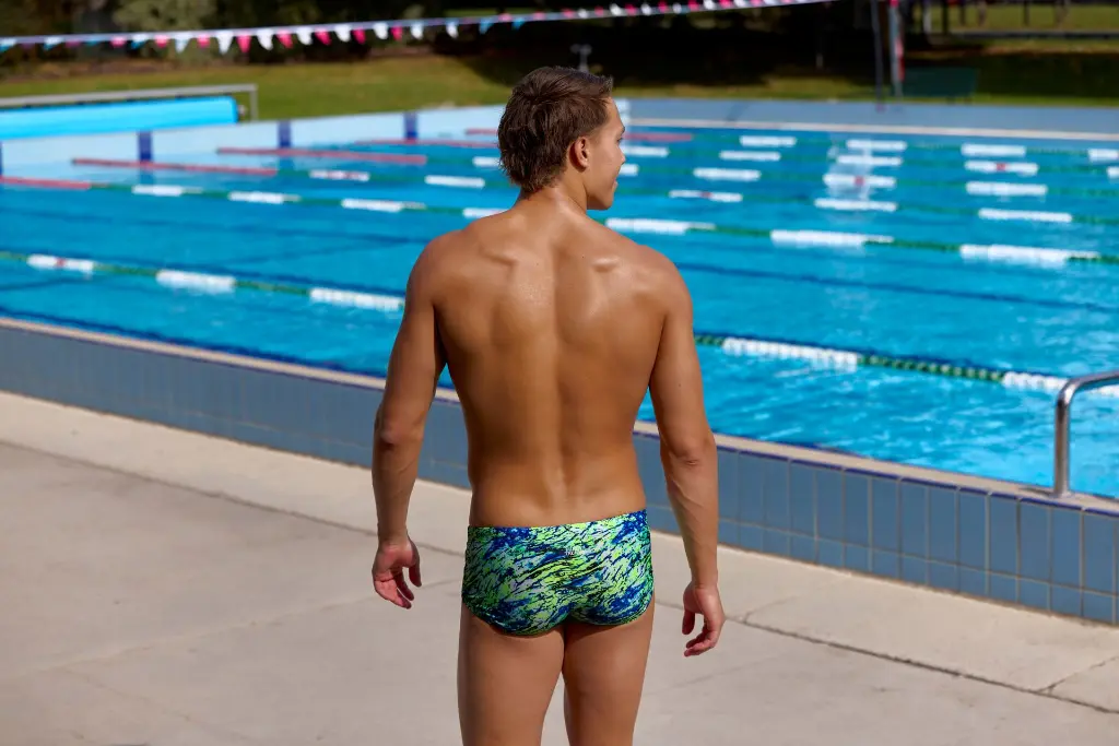 FTS001M_SCALED_BACK_32.webp