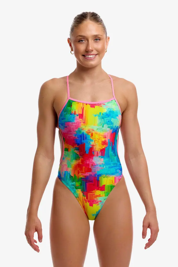 FKS038L_FALLING_COLOURS_00.webp